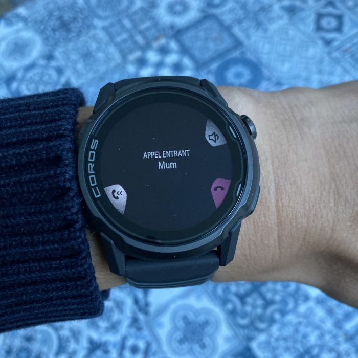 APEX 4 montre connectée