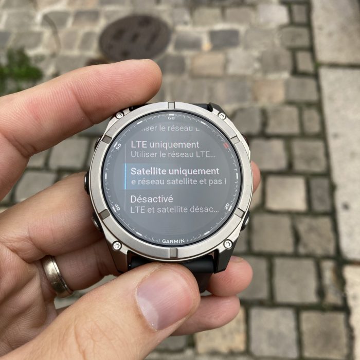 Fenix 8 Pro satellite